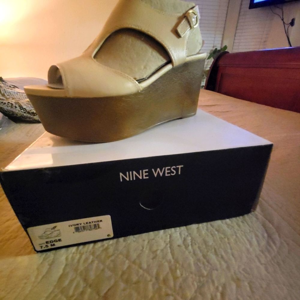 Nine West Wedges - tan